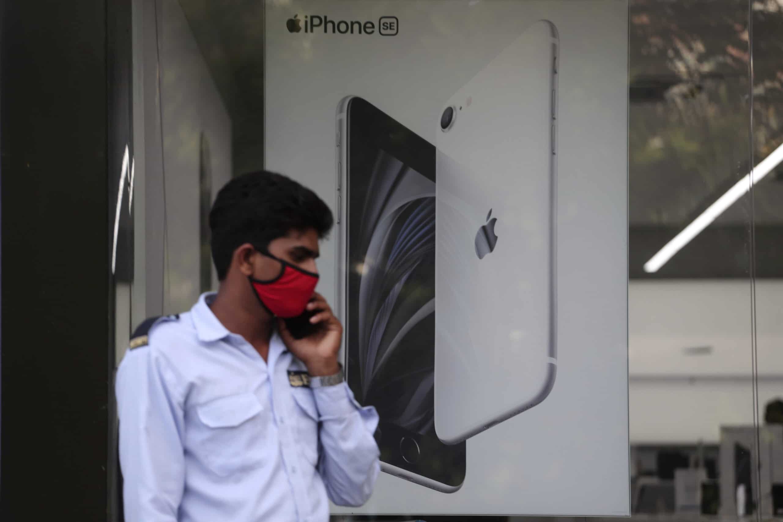 Banner iPhone SE na Índia