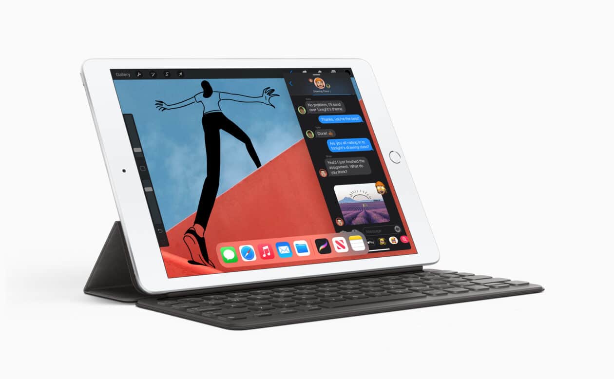 iPad de oitava geração com teclado