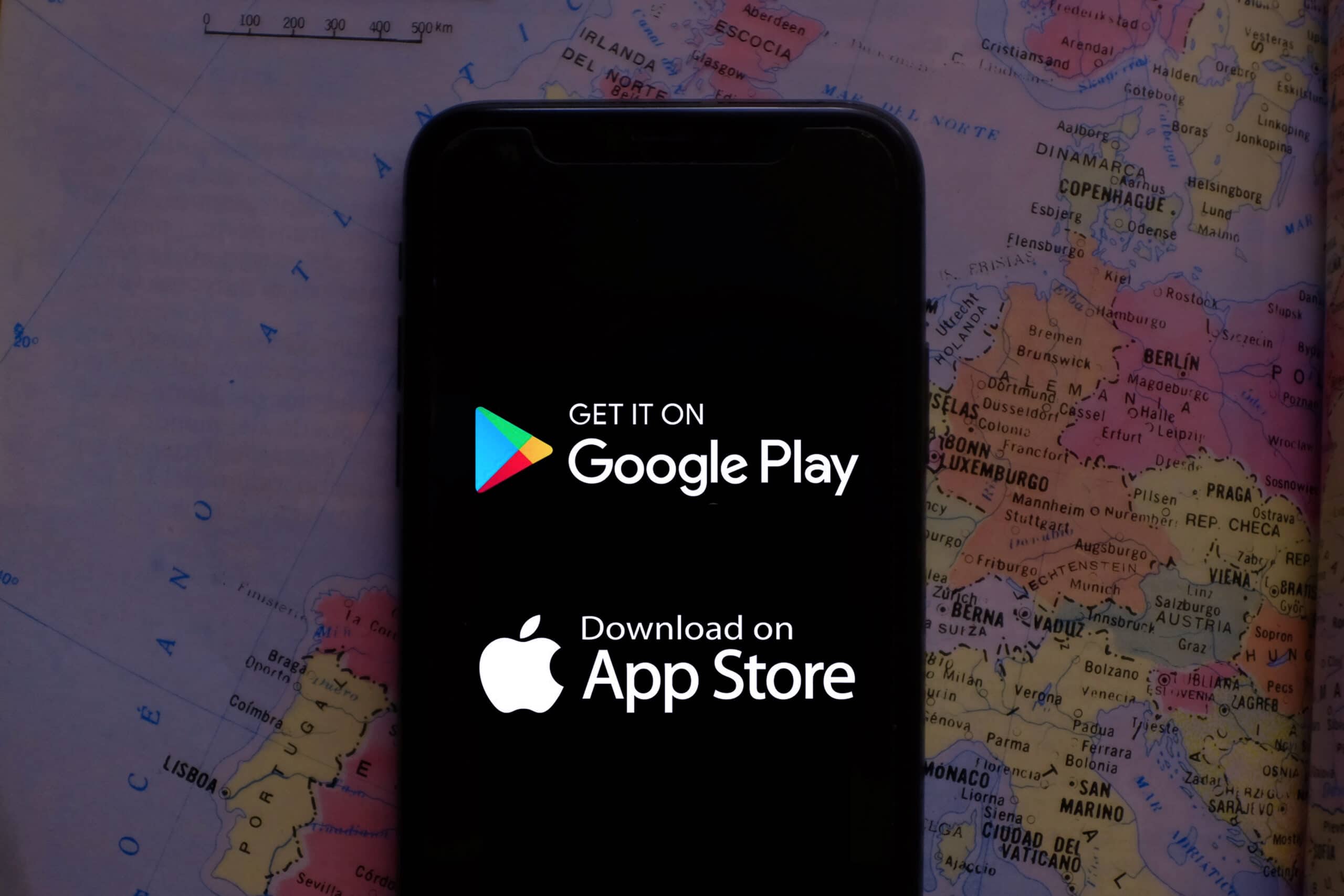Smartphone com Google Play e App Store