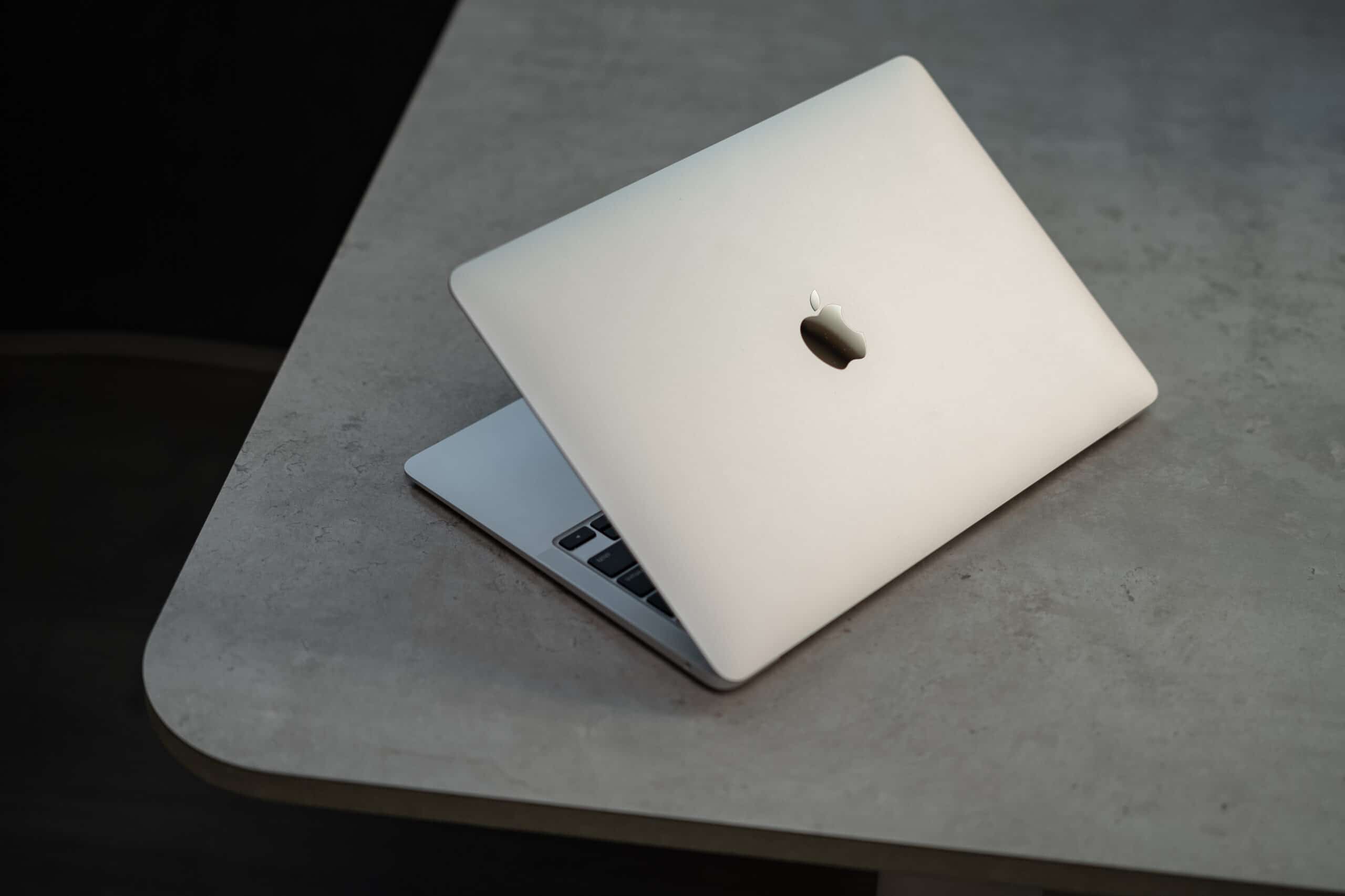 DA PARA JOGAR NO MACBOOK AIR M1?