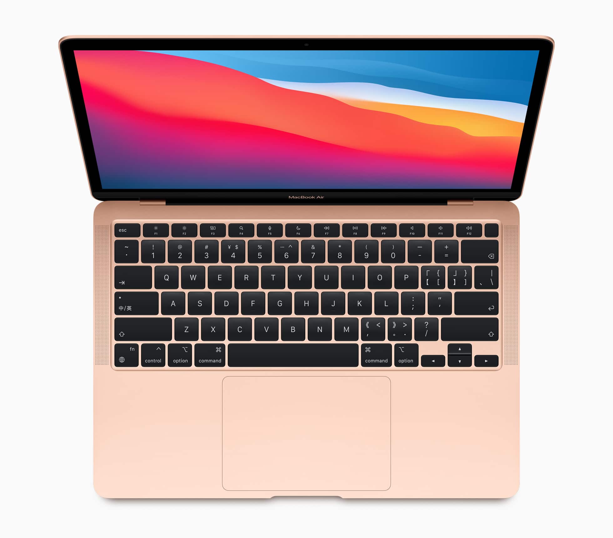 Novo MacBook Air com chip Apple M1 na cor dourada visto de cima
