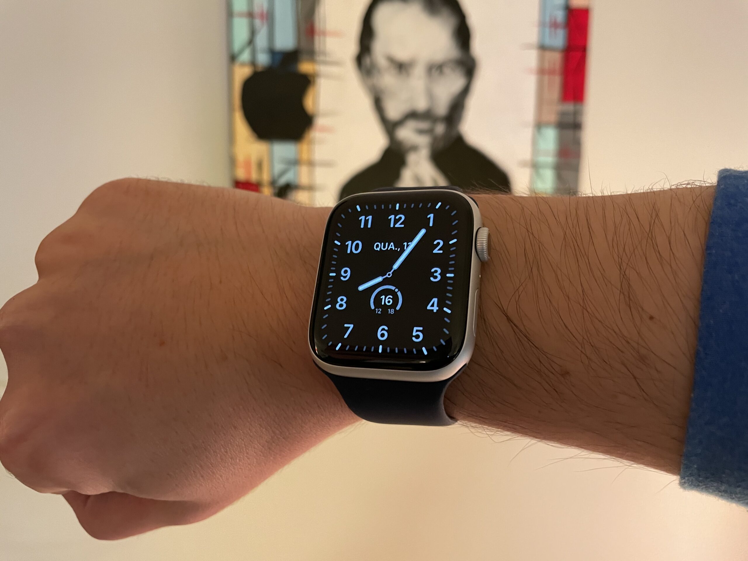 Apple Watch Series 6 44mm - Com ECG e controlo do sono