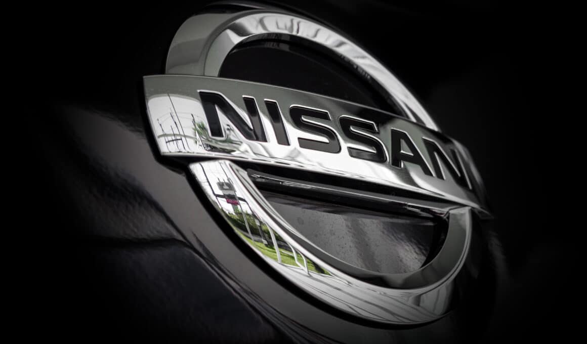 Marca da Nissan em preto e branco