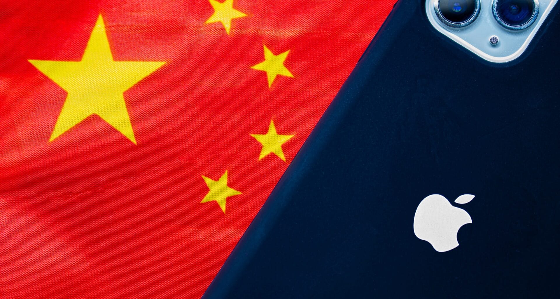 Bandeira da China com iPhone