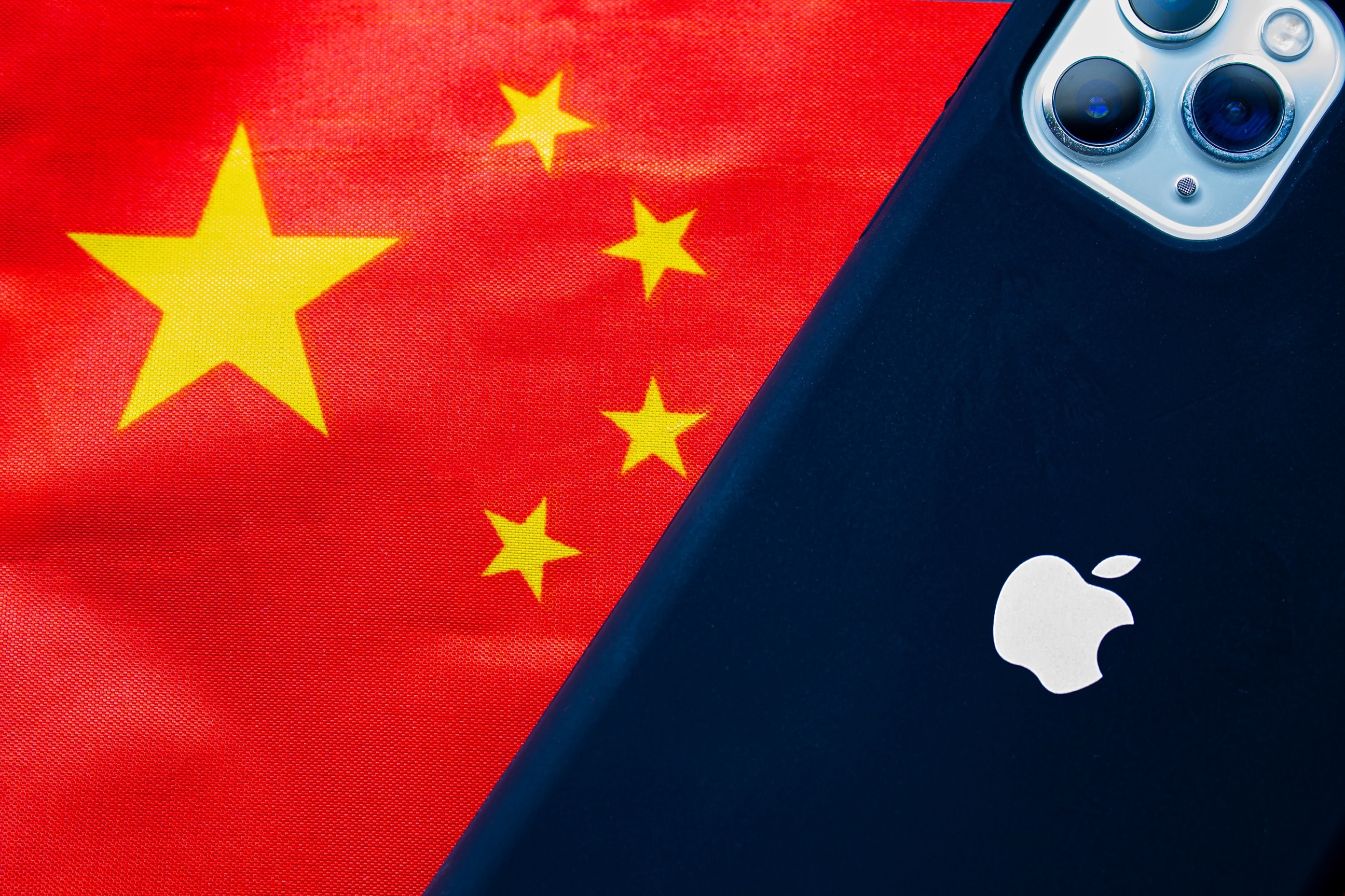 Bandeira da China com iPhone
