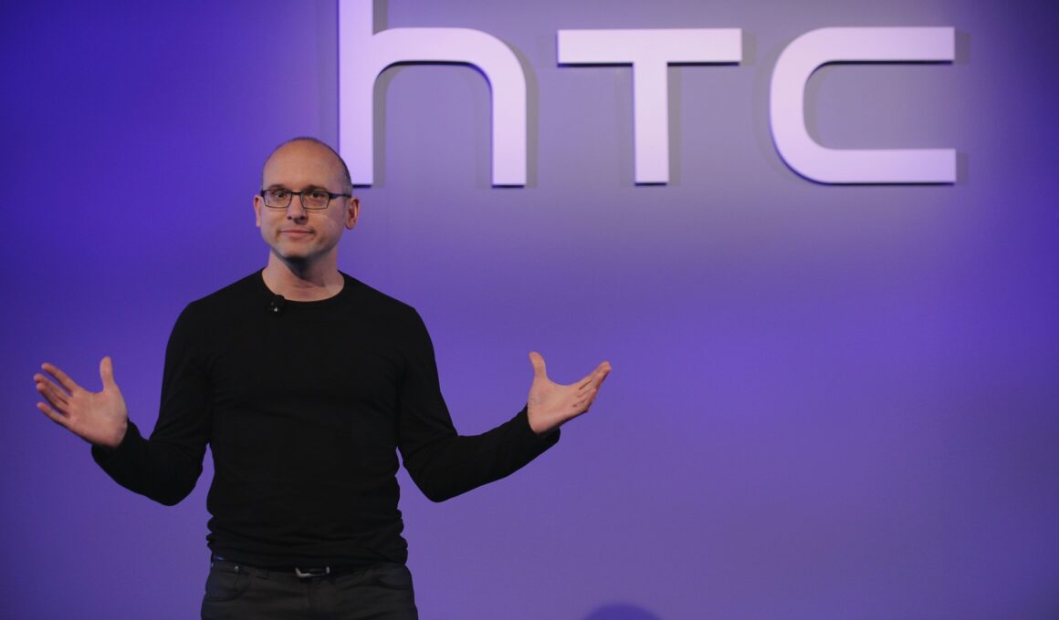 Scott Croyle, ex-designer da HTC que entrou para a Apple