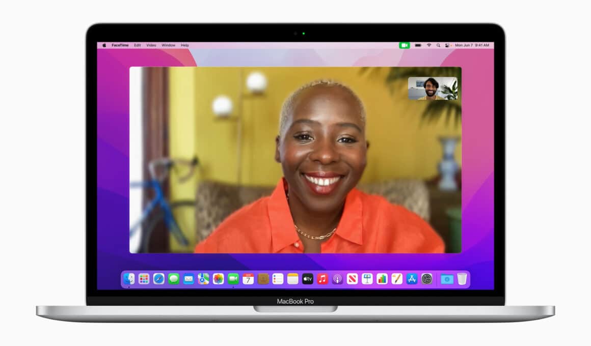 Modo Retrato do FaceTime no macOS Monterey num MacBook Pro