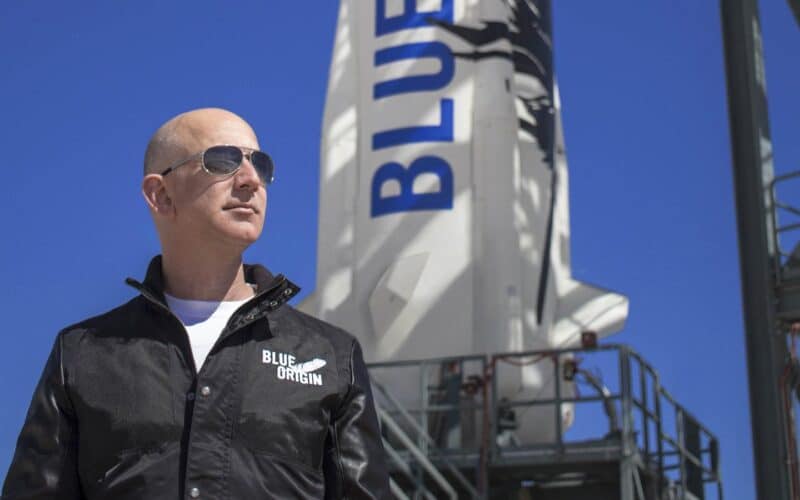 Jeff Bezos indo para o espaço