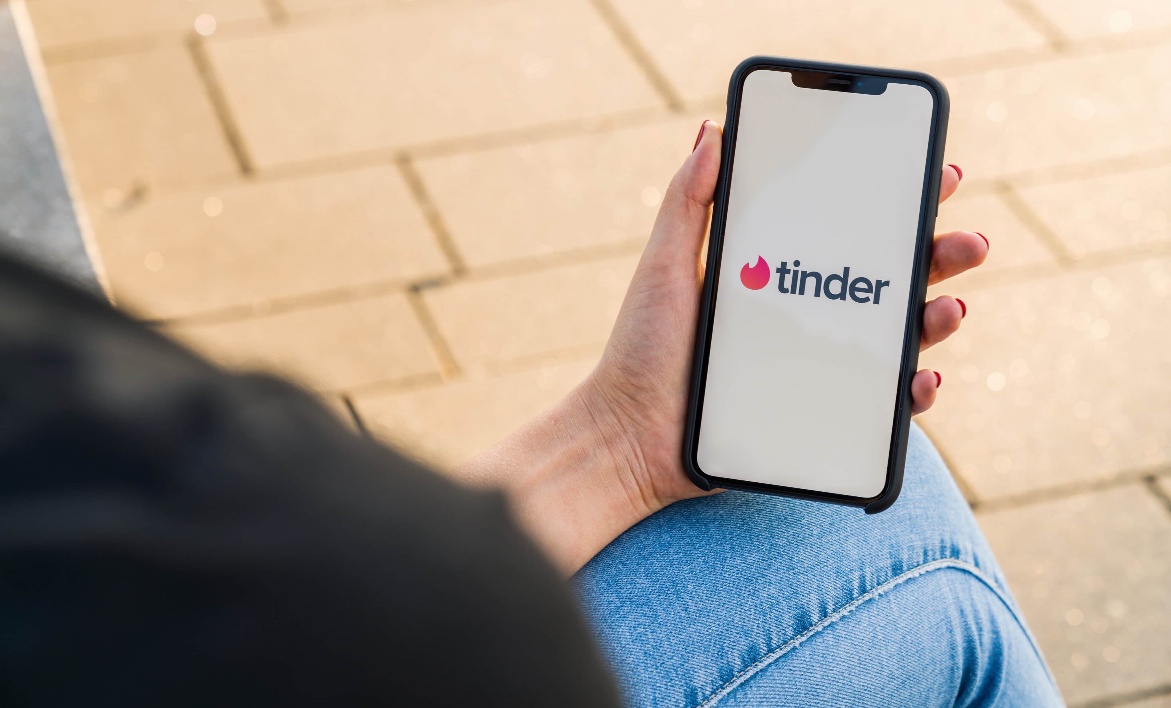 Tinder estreia modo an nimo e outros recursos de seguran a