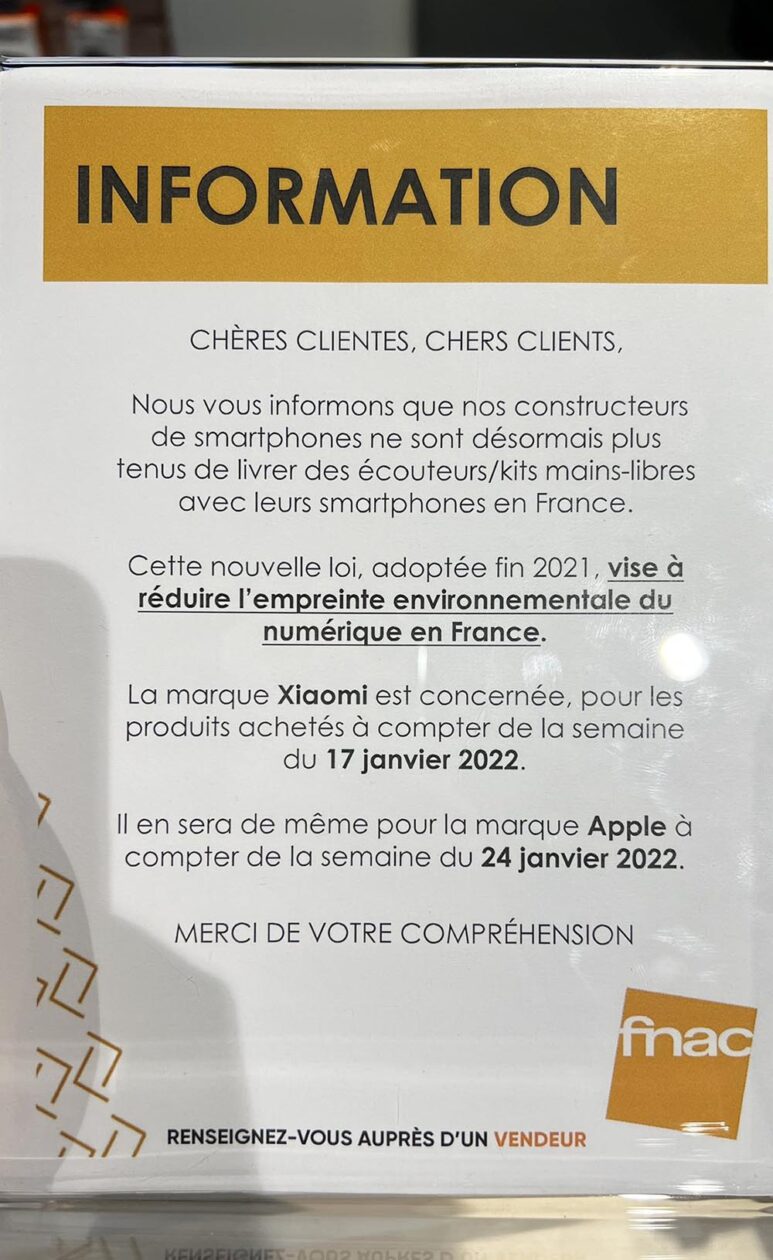 Informe sobre fornecimento dos EarPods com iPhones na França