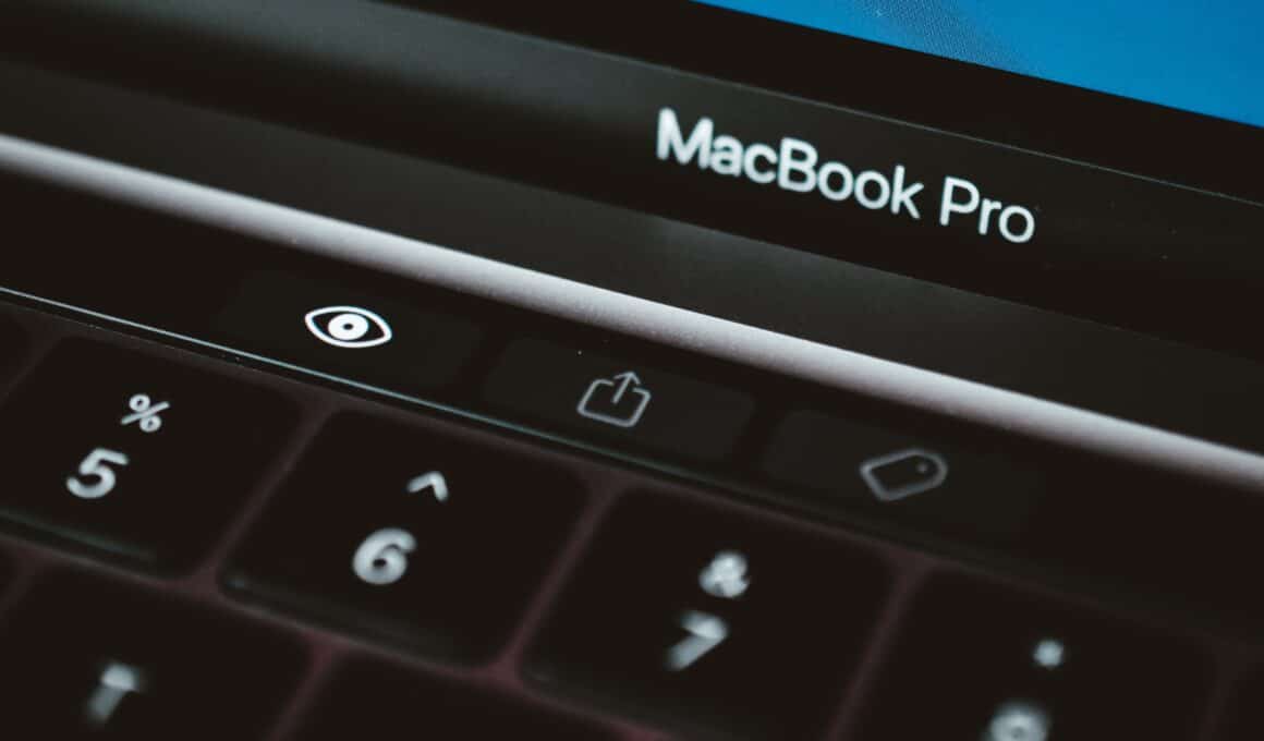 MacBook Pro com Touch Bar