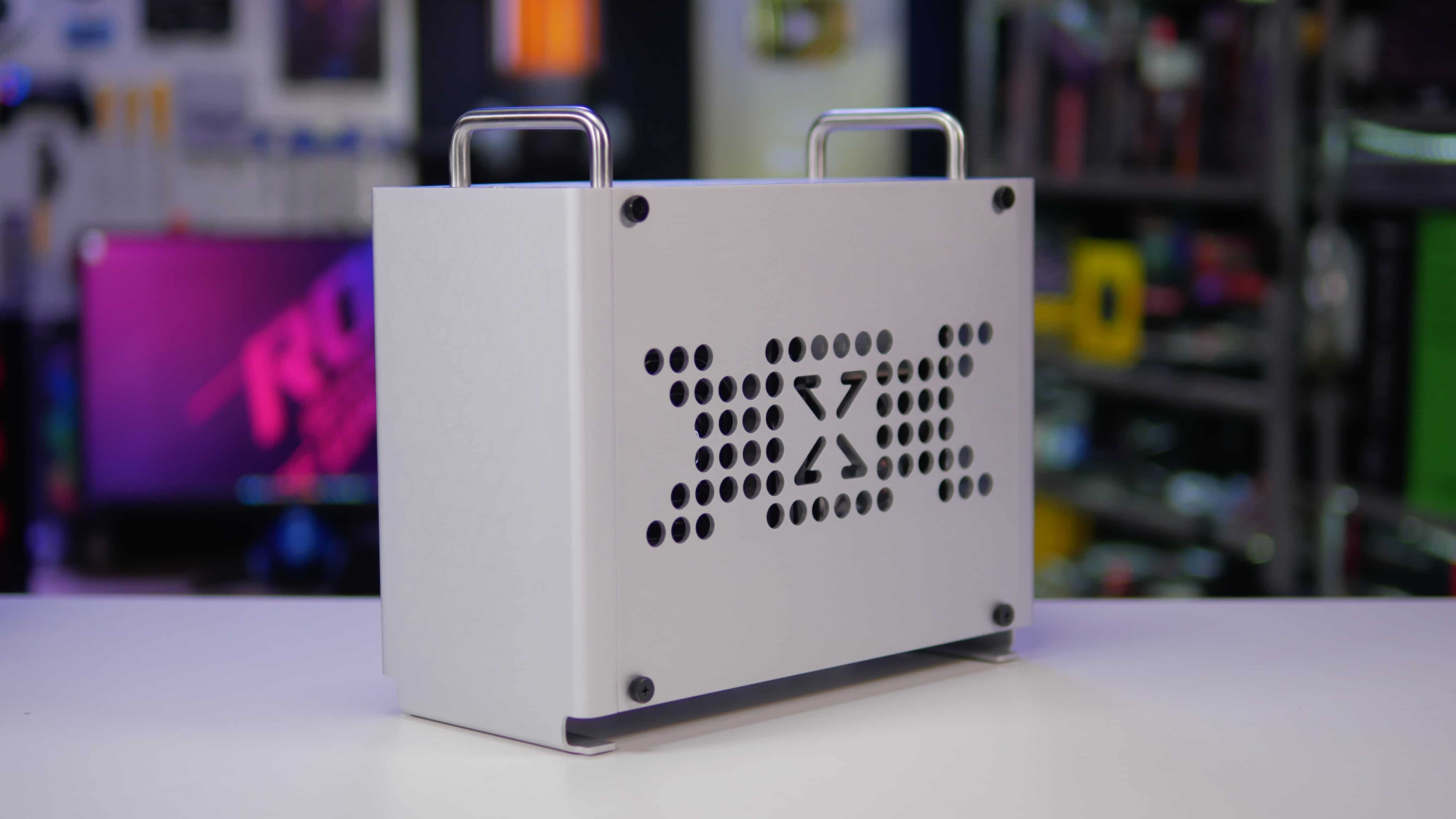 Já pensou ter um Hackintosh com cara de Mac Pro? - MacMagazine