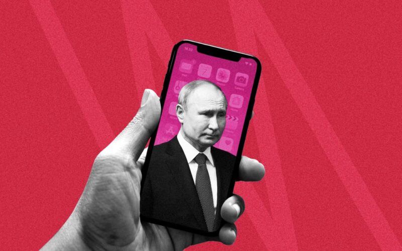 Imagem de Putin dentro de um iPhone