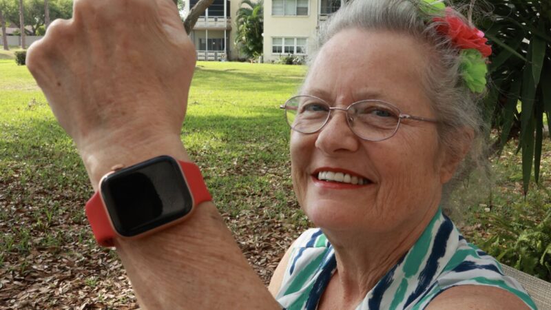Raylene Hackenwerth, idosa que descobriu câncer com ajuda do Apple Watch