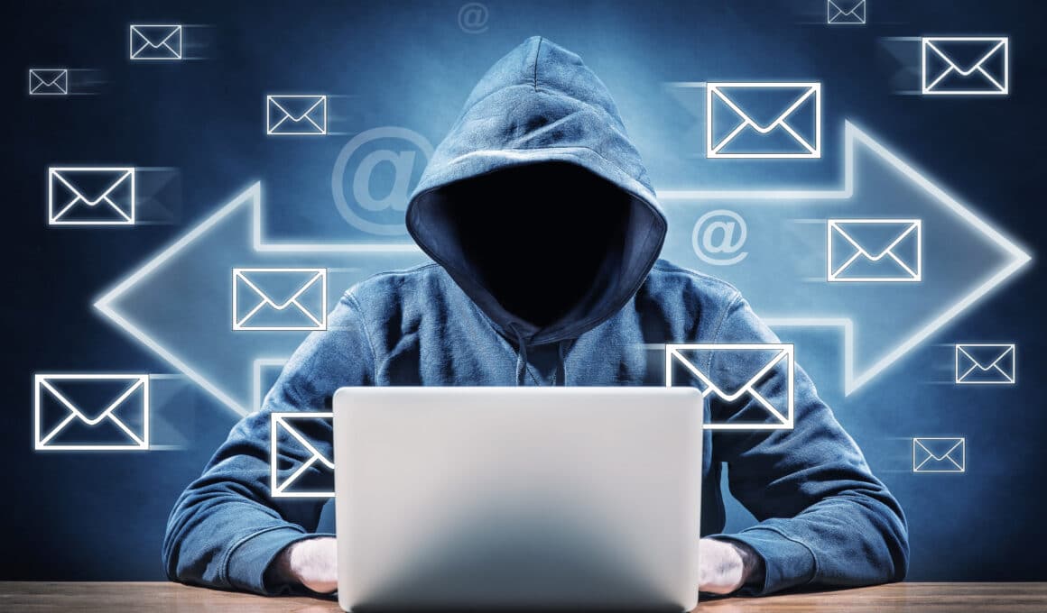 Crackers roubando dados de emails