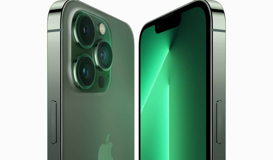 iPhone 13 Pro na cor verde alpino
