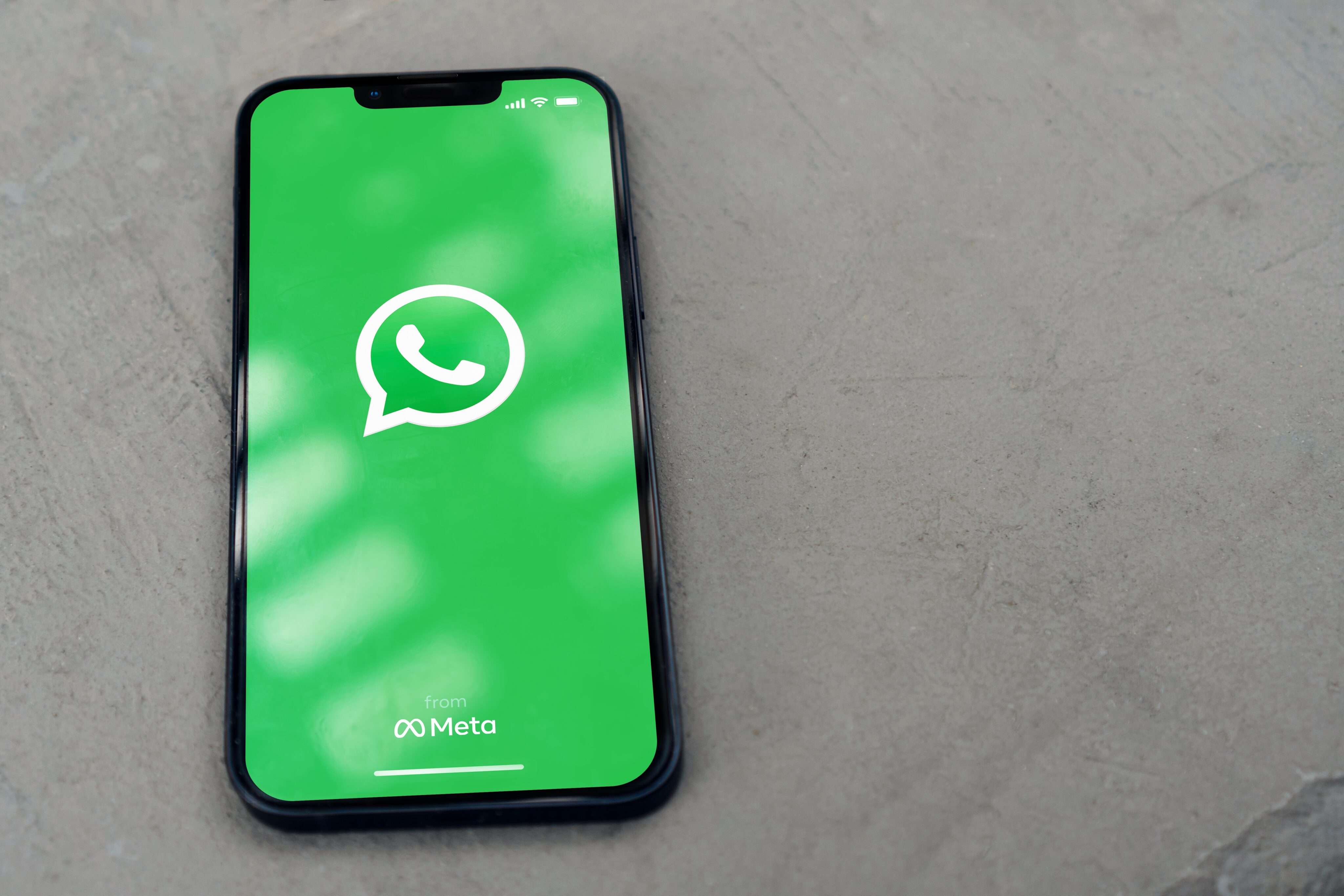 WhatsApp começa a liberar grupos com 512 pessoas