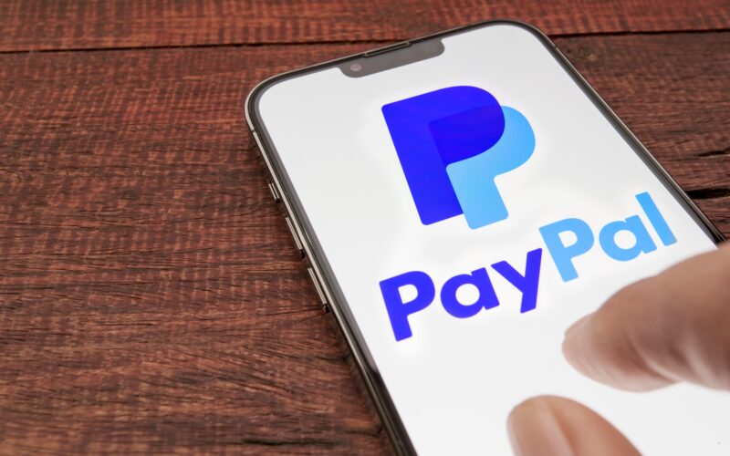 Logo do PayPal no iPhone