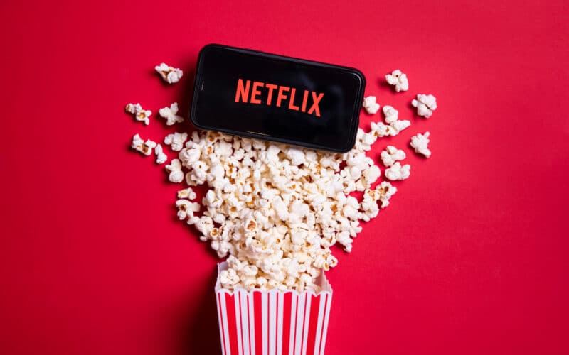 Netflix começa a testar jogos na TV e na web via streaming - MacMagazine