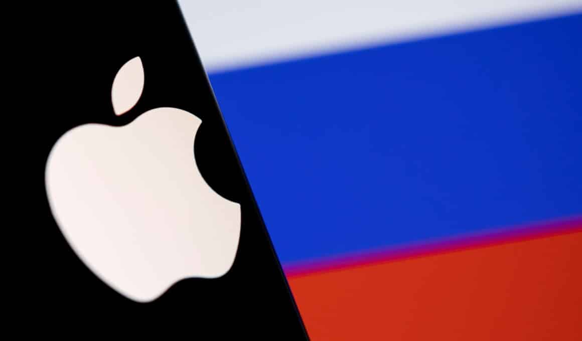 Logo da Apple e bandeira da Rússia