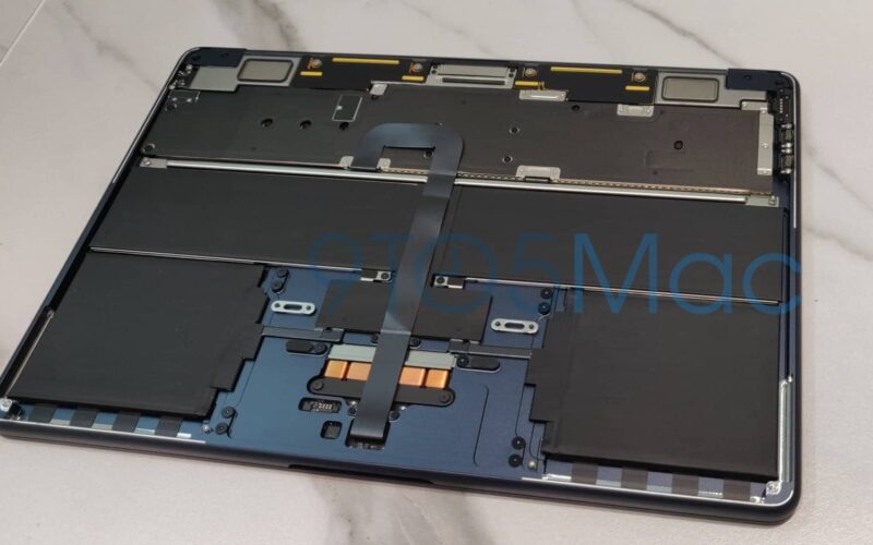 Interior do MacBook Air com chip M2