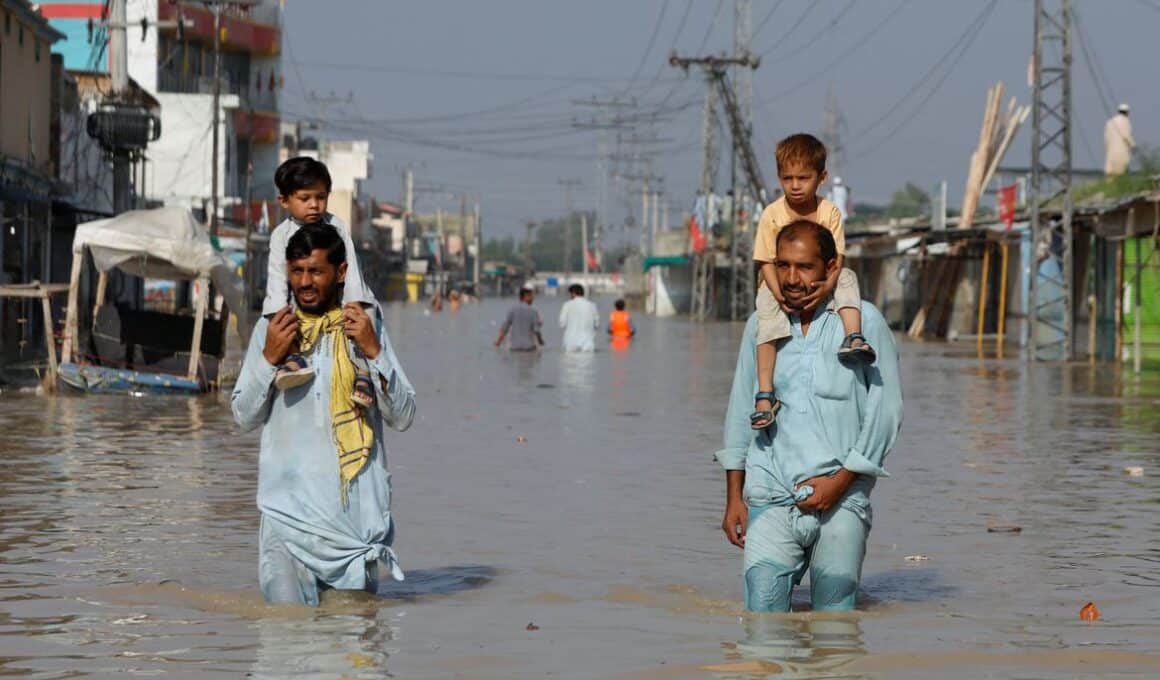 Enchentes no Paquistão