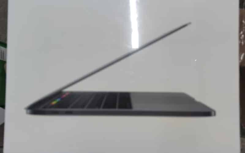 MacBook Pro de 13" em leilão na Receita Federal