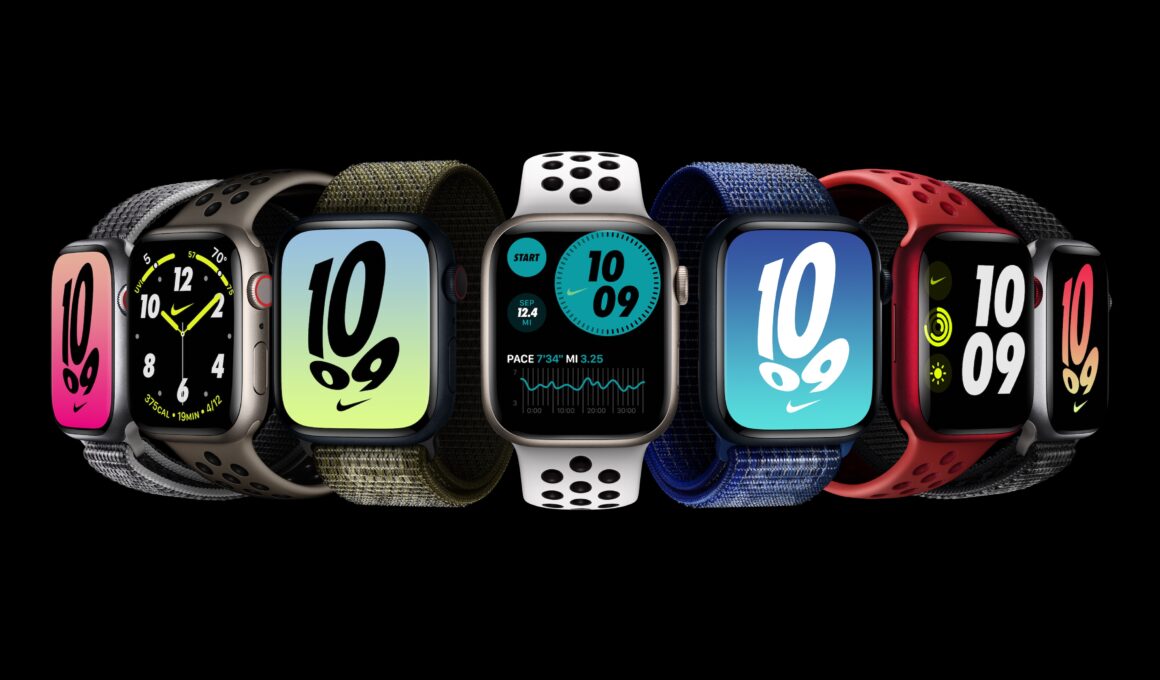 Apple Watch Series 8 com mostradores e pulseiras da Nike