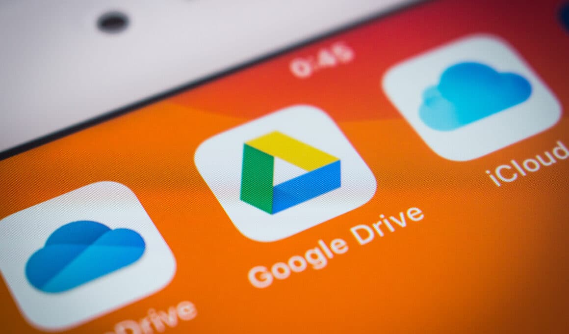 OneDrive, Google Drive e iCloud