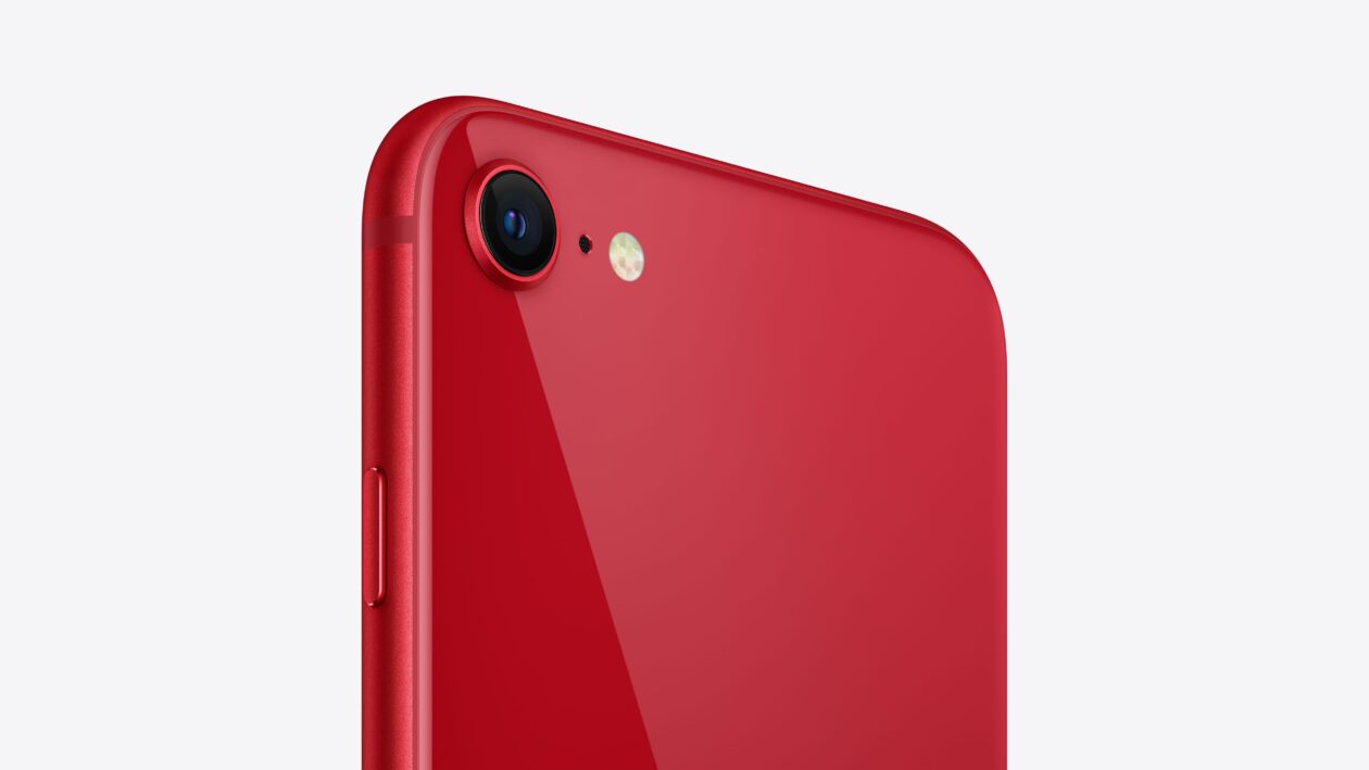 iPhone SE vermelho