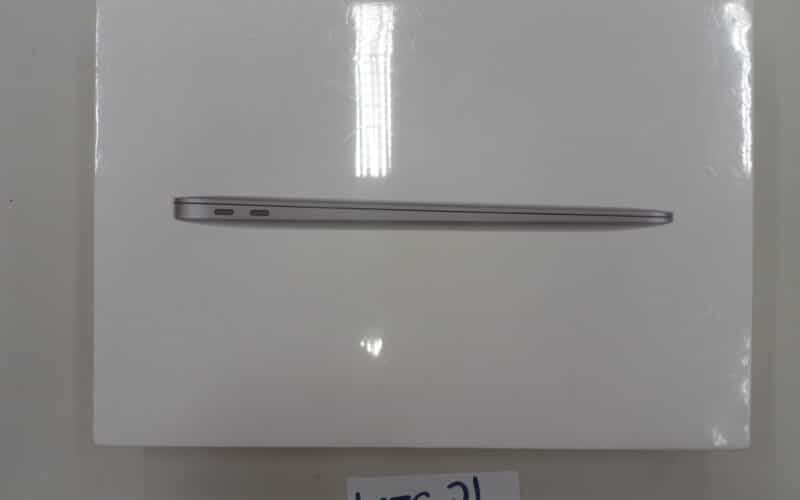 MacBook Air M1 em leilão da Receita