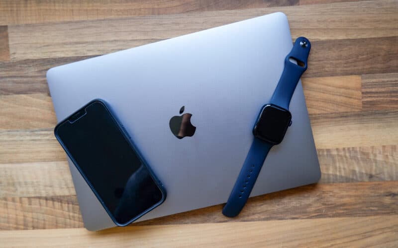 iPhone, Mac e Apple Watch