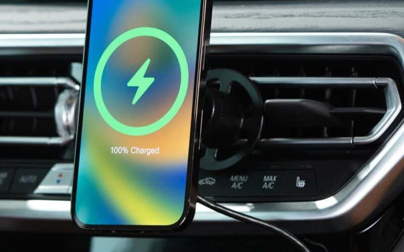 mophie lança novos suportes veiculares MagSafe para iPhones