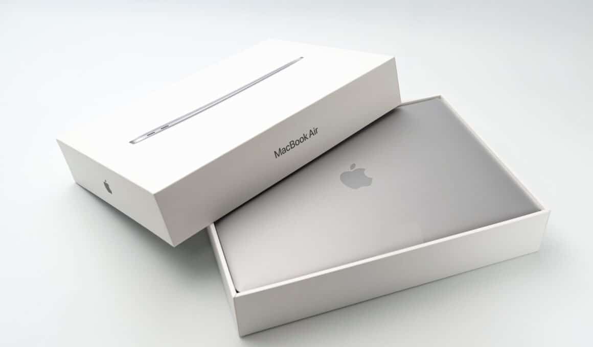 MacBook Air (M1)