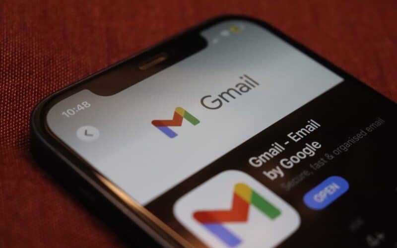 Tela do Gmail na App Store