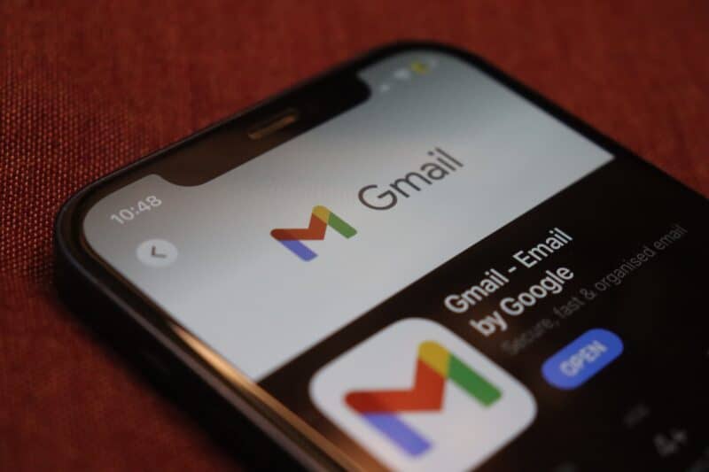 Tela do Gmail na App Store