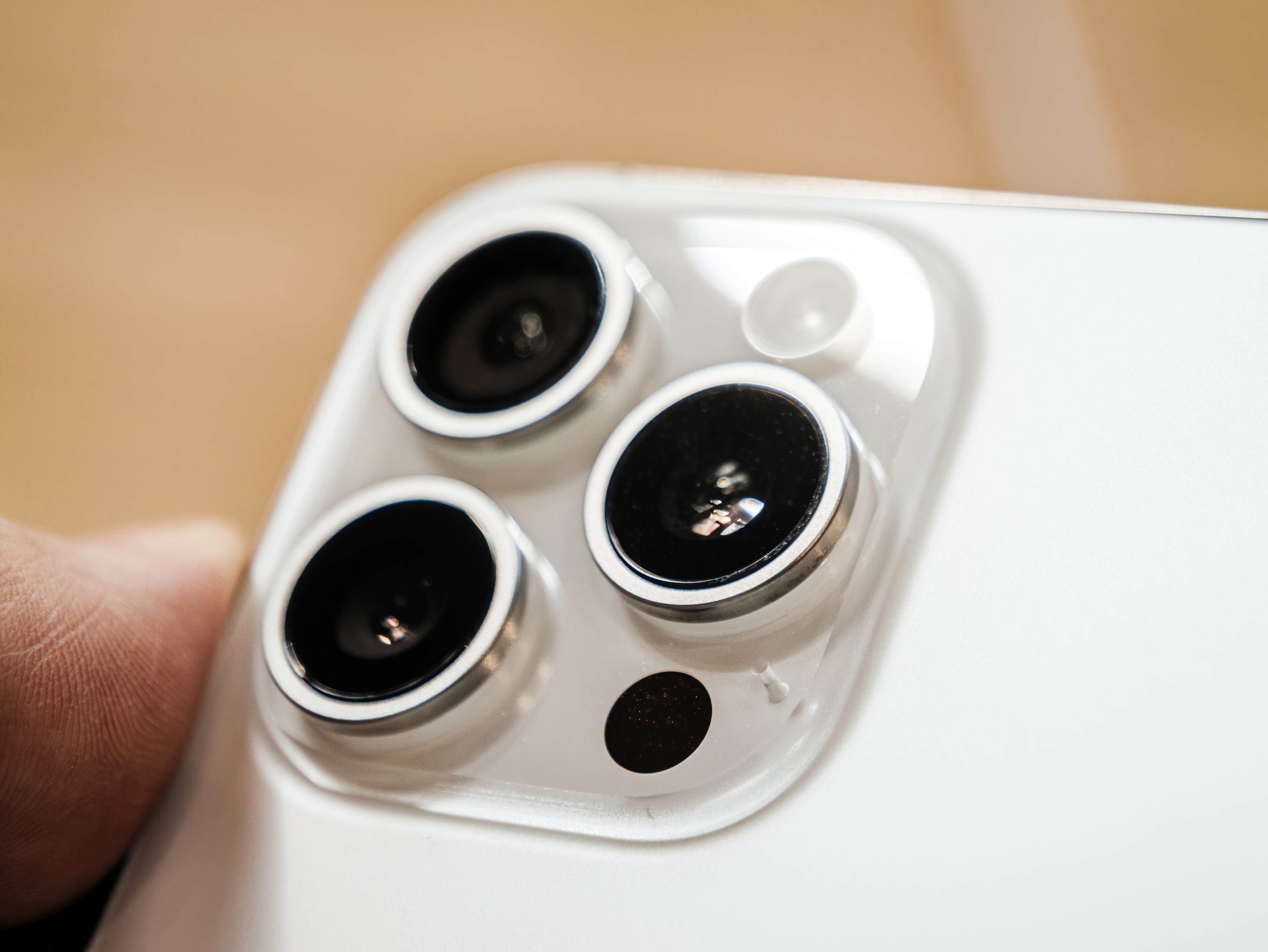 Câmera traseira do iPhone 15 Pro Max