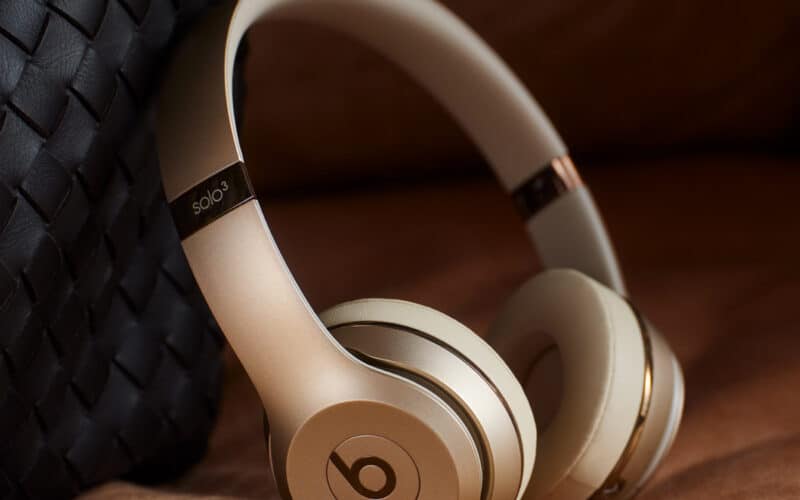 Beats Solo3 Wireless ganha versão na cor dourada