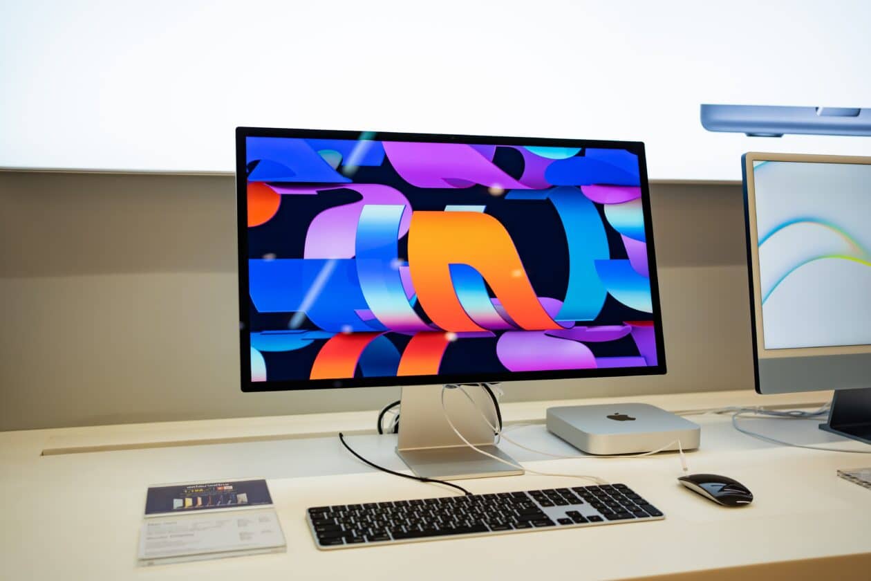 Novo Studio Display estaria a caminho e “M5” poderá estrear no MacBook Pro