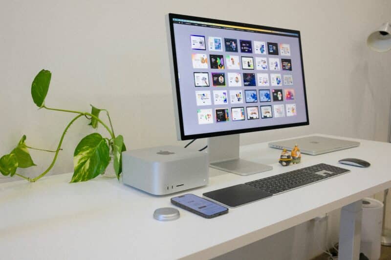 Mac Studio com Studio Display