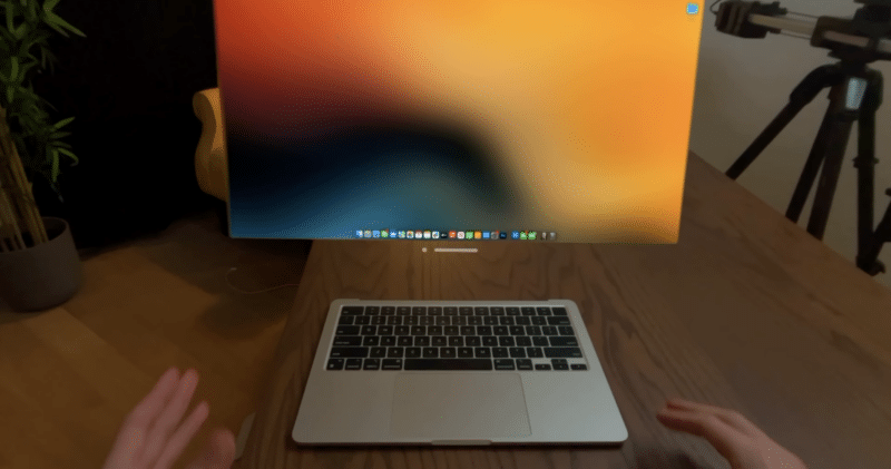 MacBook Air sem display usado com Vision Pro