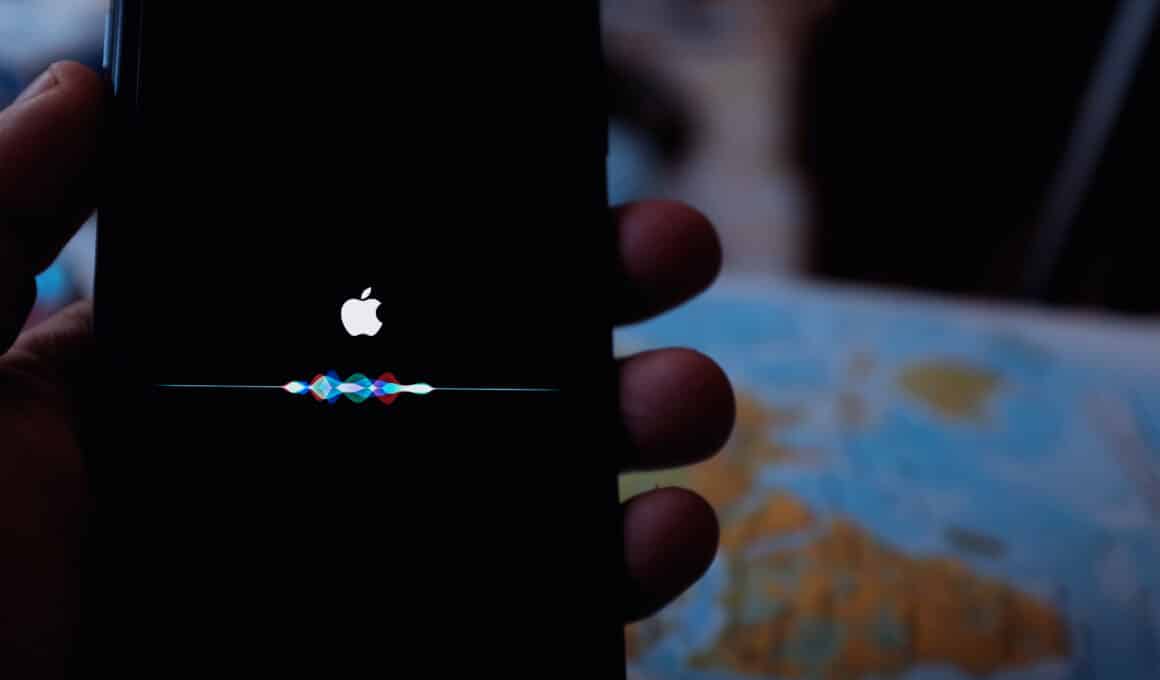 iPhone com logo da Apple