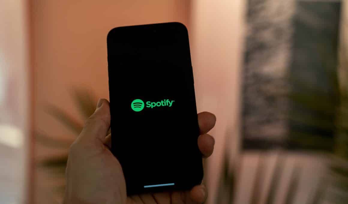 iPhone com o Spotify