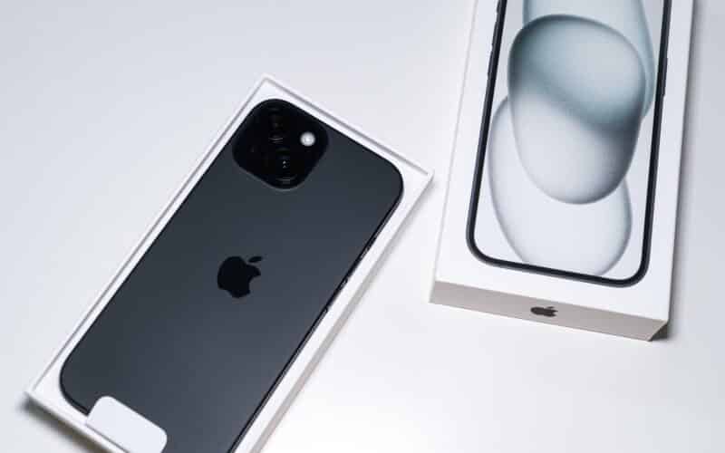 iPhone 15 preto