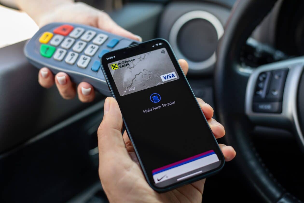 YouTuber demonstra brecha com cartões Visa no Apple Pay