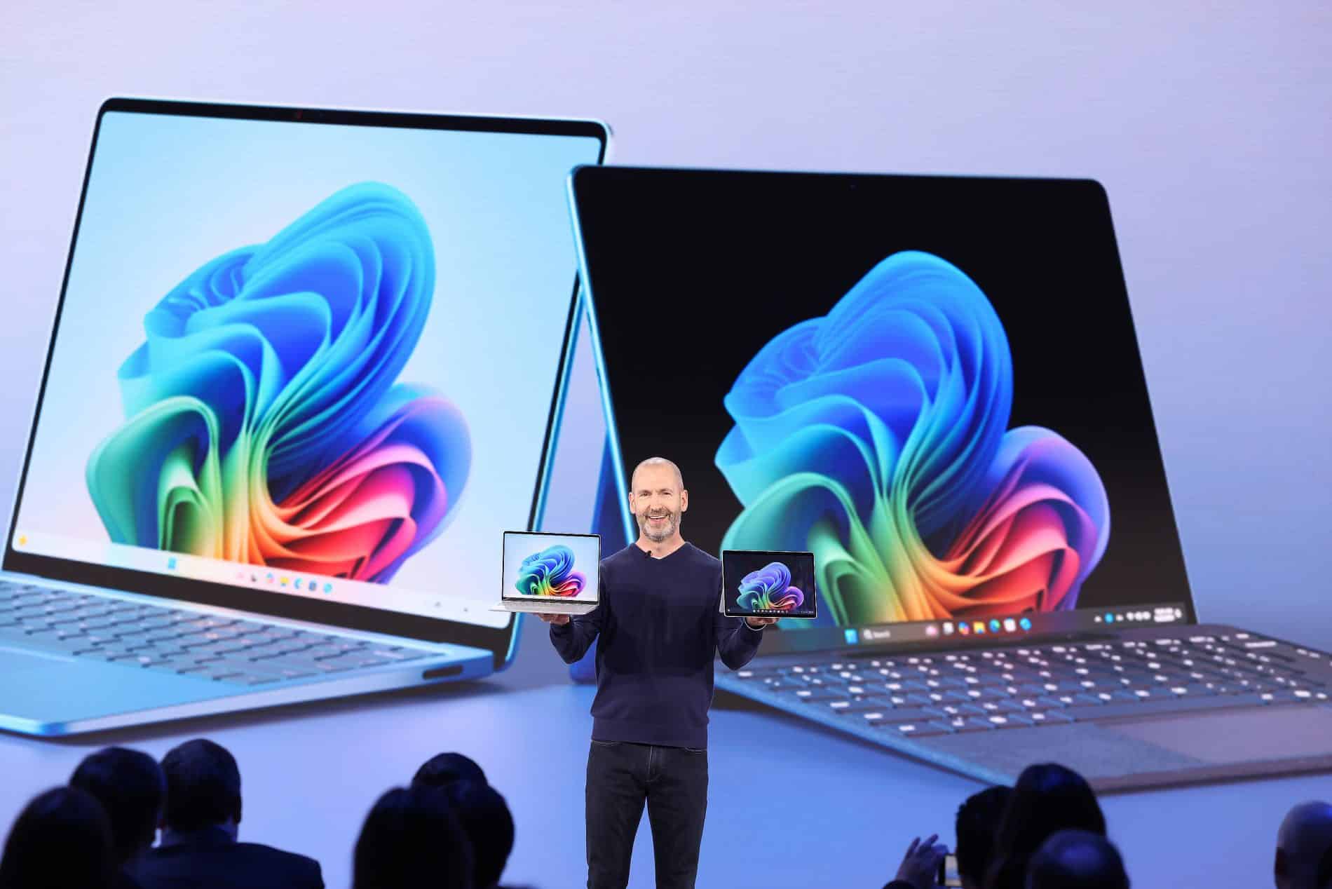 Brett Ostrum, chefe de Surface da Microsoft, apresenta os novos PCs Copilot+