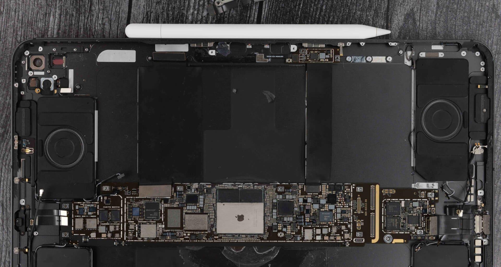iPad Pro (M4) desmonte