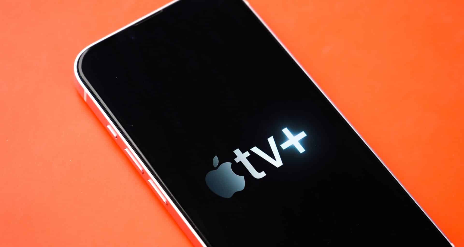 Logo do Apple TV+ em um iPhone