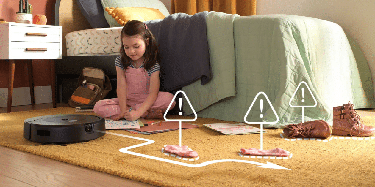 Roomba Combo® 10 Max robot + AutoWash dock