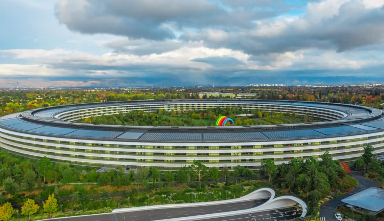 Foto aérea do Apple Park em Cupertino
